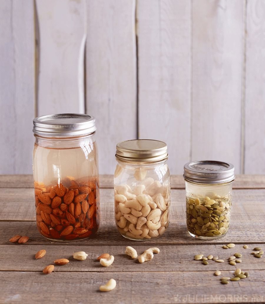 חומצה פיטית – שקדים אגוזים&nbsp;וזרעים