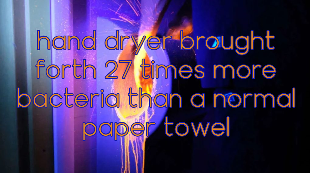 מה עדיף – לנגב ידיים עם נייר או במייבשי הידיים שבשרותים הציבוריים?